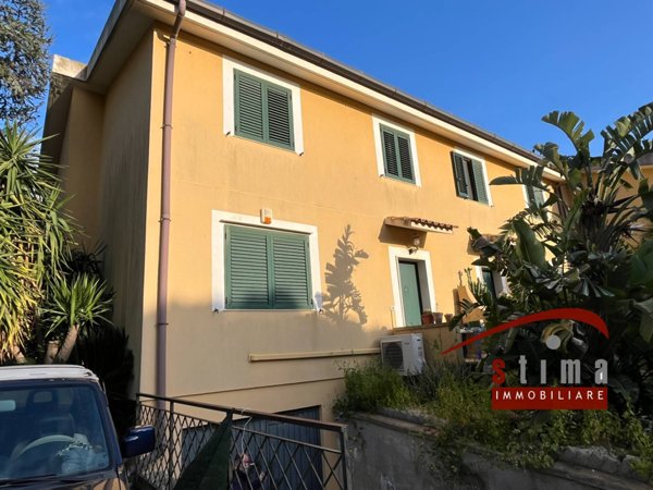 casa indipendente in affitto a Siracusa in zona Targia
