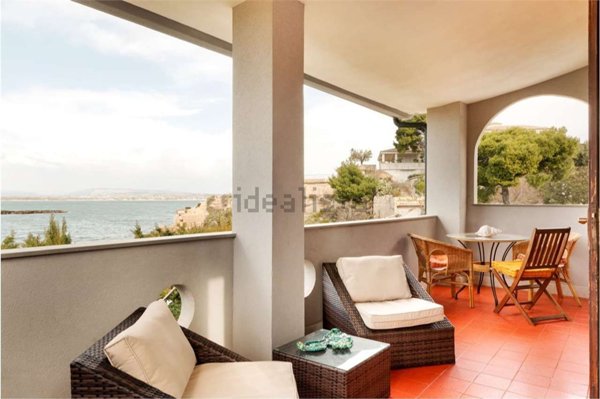 appartamento in affitto a Siracusa in zona Isola / Plemmirio