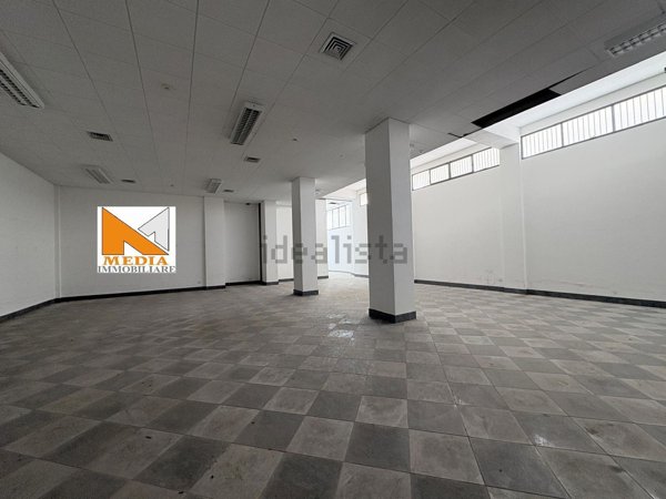 locale di sgombero in affitto a Siracusa