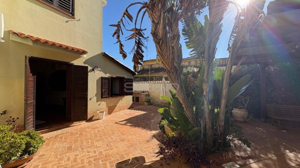 appartamento in affitto a Siracusa in zona Isola / Plemmirio