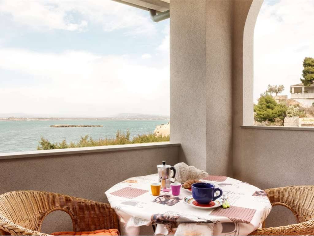 appartamento in affitto a Siracusa in zona Isola / Plemmirio