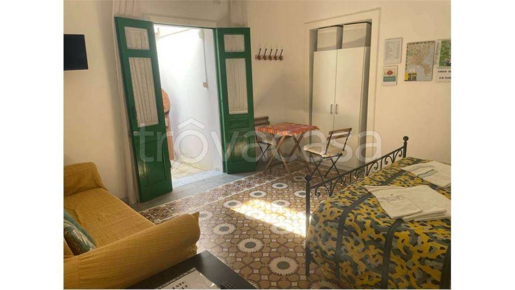appartamento in affitto a Siracusa in zona Borgata