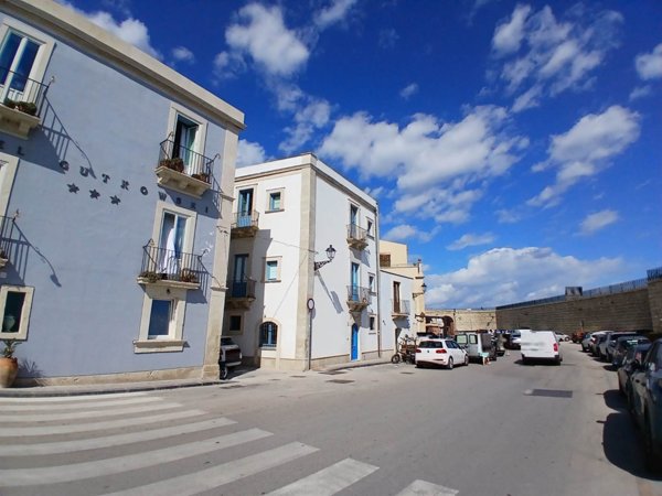 appartamento in affitto a Siracusa in zona Isola Ortigia