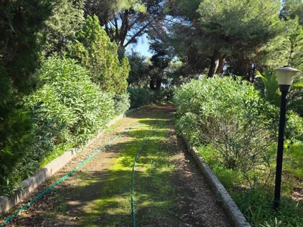 casa indipendente in affitto a Siracusa in zona Epipoli