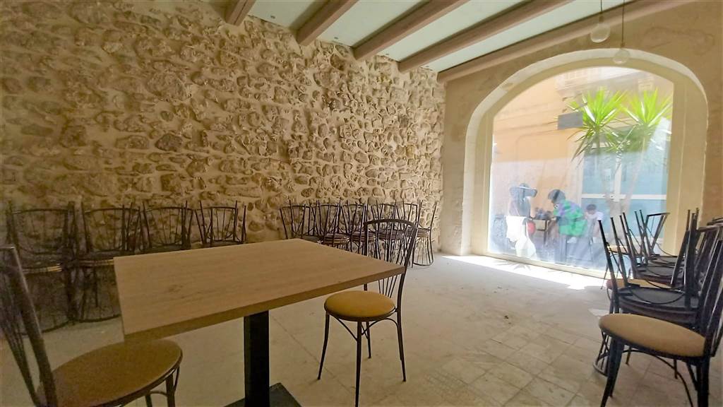 ufficio in affitto a Siracusa in zona Isola Ortigia