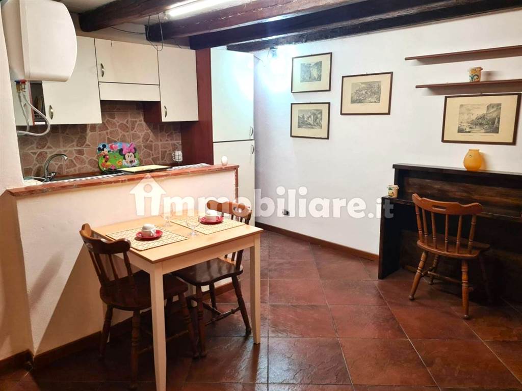 appartamento in affitto a Siracusa in zona Isola Ortigia