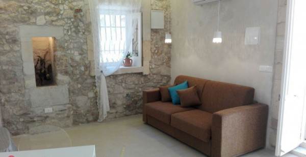 appartamento in affitto a Siracusa in zona Isola Ortigia