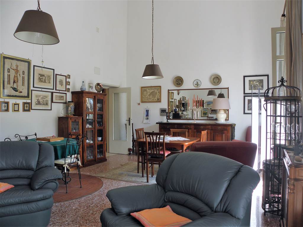 appartamento in affitto a Siracusa in zona Isola Ortigia