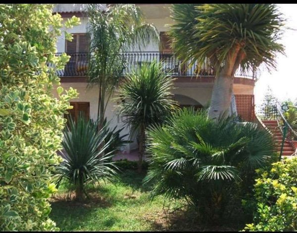 appartamento in affitto a Siracusa in zona Fontane Bianche