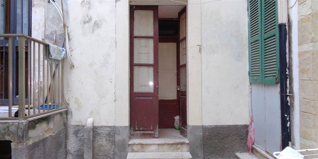 appartamento in affitto a Siracusa in zona Borgata