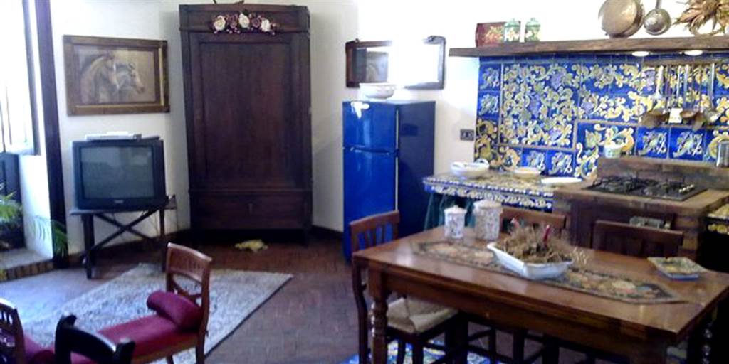 appartamento in affitto a Siracusa in zona Isola Ortigia