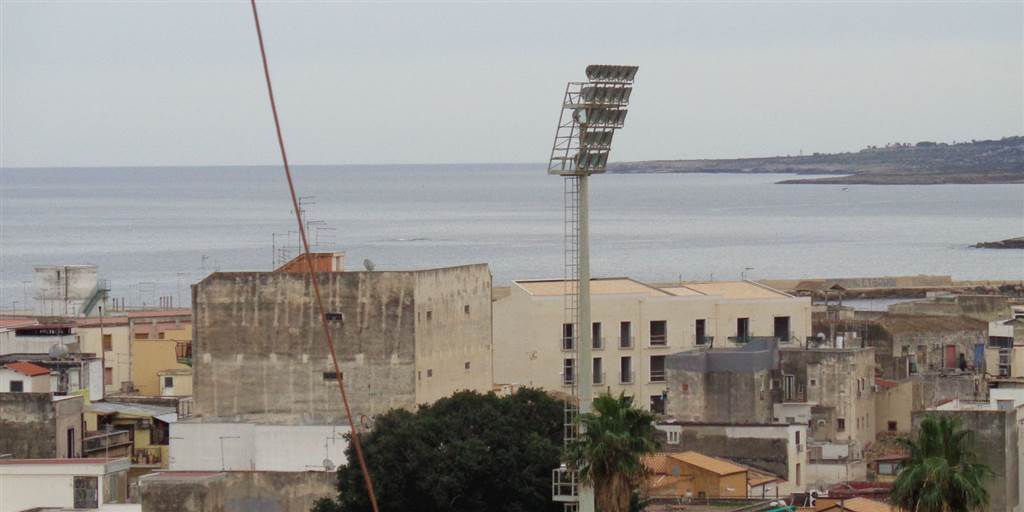 appartamento in affitto a Siracusa in zona Borgata