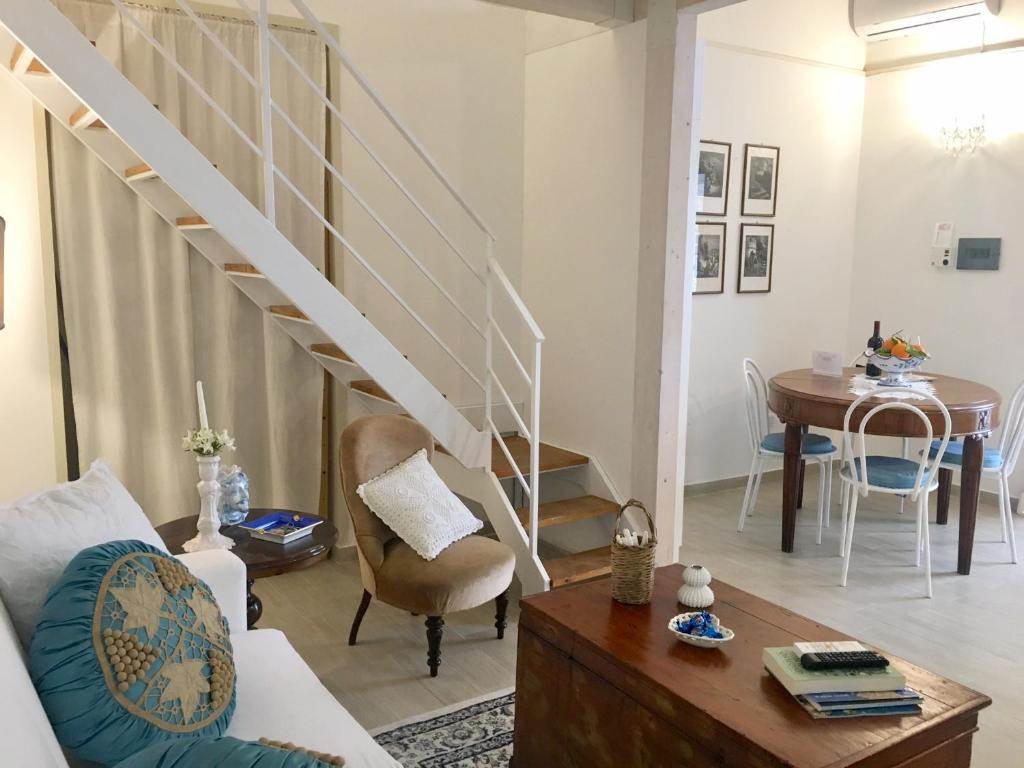 appartamento in affitto a Siracusa in zona Isola Ortigia