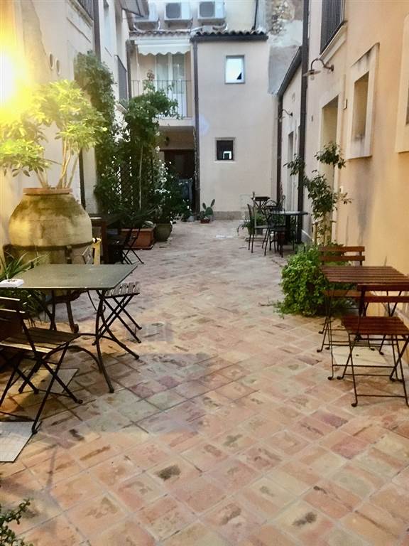 appartamento in affitto a Siracusa in zona Isola Ortigia