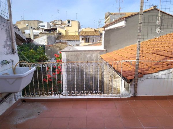 appartamento in affitto a Siracusa in zona Isola Ortigia