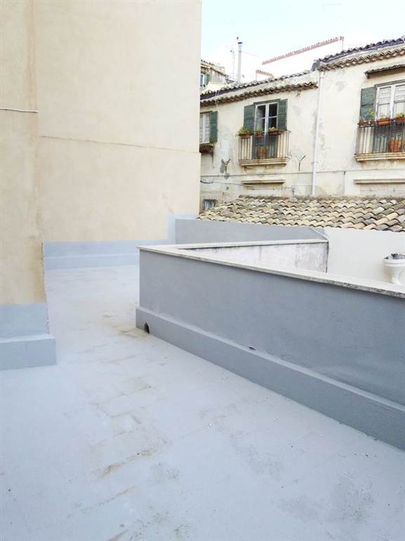 appartamento in affitto a Siracusa in zona Isola Ortigia