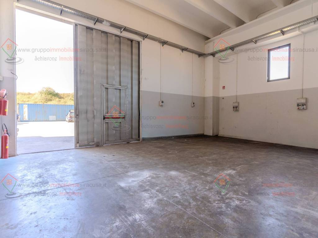 locale commerciale in affitto a Siracusa in zona Centro Città