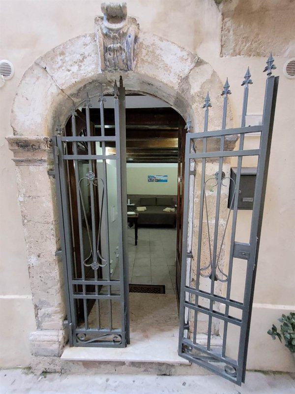appartamento in affitto a Siracusa in zona Isola Ortigia