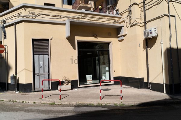 locale commerciale in affitto a Siracusa in zona Centro Città