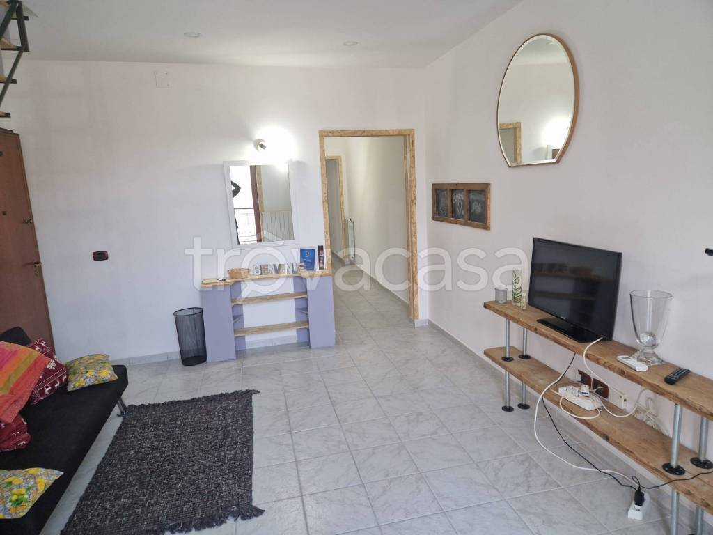 appartamento in affitto a Siracusa in zona Borgata