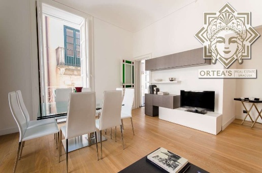 appartamento in affitto a Siracusa in zona Isola Ortigia