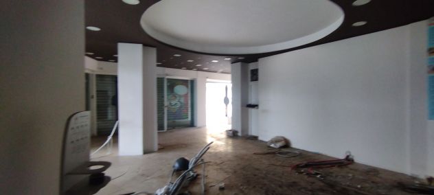 locale commerciale in affitto a Siracusa in zona Borgata