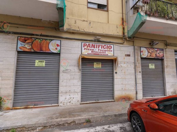 locale commerciale in affitto a Siracusa in zona Grottasanta