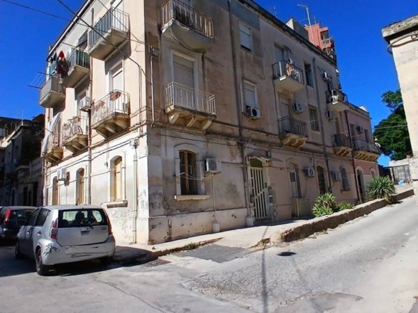 appartamento in affitto a Siracusa in zona Borgata