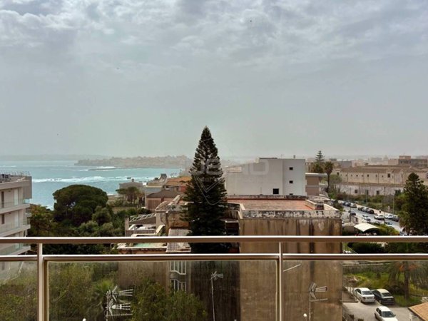 appartamento in affitto a Siracusa in zona Grottasanta
