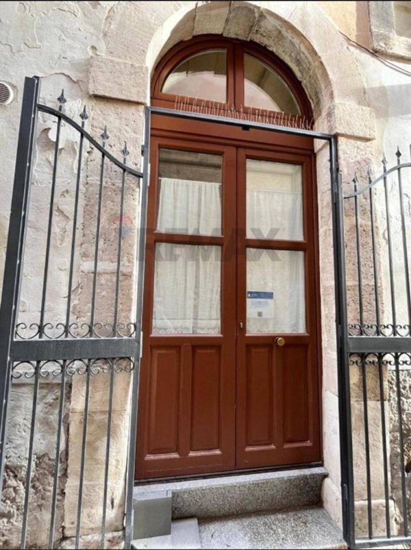 appartamento in affitto a Siracusa in zona Isola Ortigia