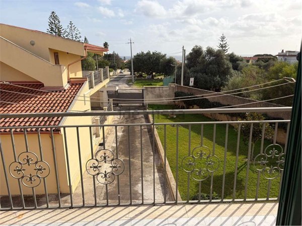 casa indipendente in affitto a Siracusa in zona Fontane Bianche