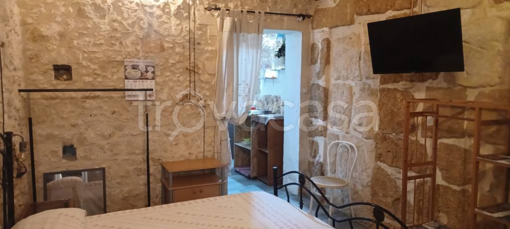 appartamento in affitto a Siracusa in zona Borgata