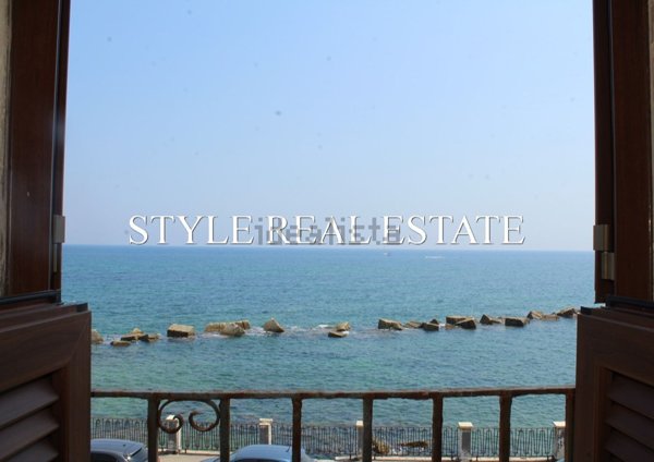 appartamento in affitto a Siracusa in zona Isola Ortigia