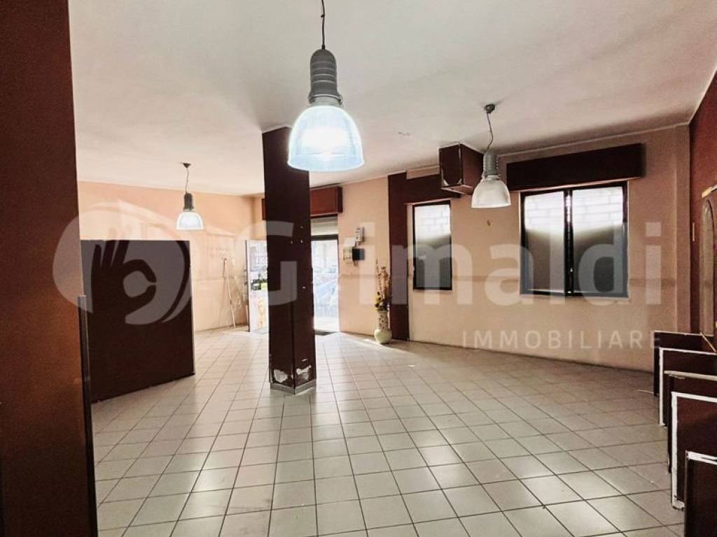 negozio in affitto a Siracusa in zona Scala Greca