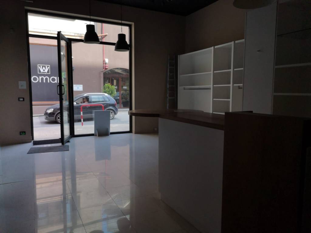 negozio in affitto a Siracusa in zona Centro Città