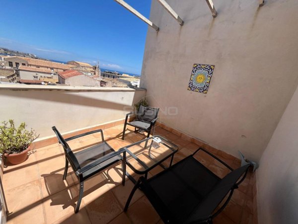 appartamento in affitto a Siracusa in zona Isola Ortigia