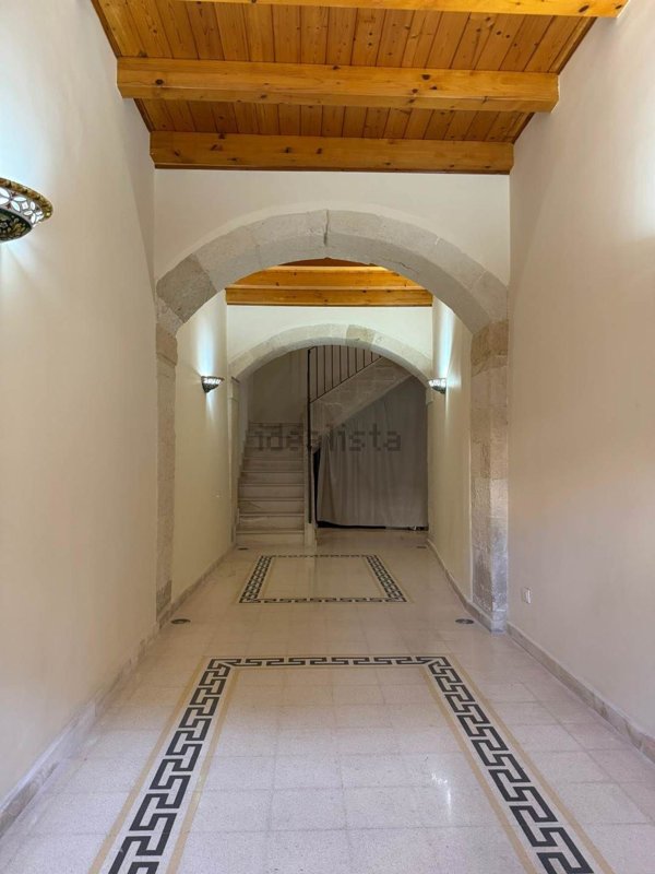 appartamento in affitto a Siracusa in zona Isola Ortigia