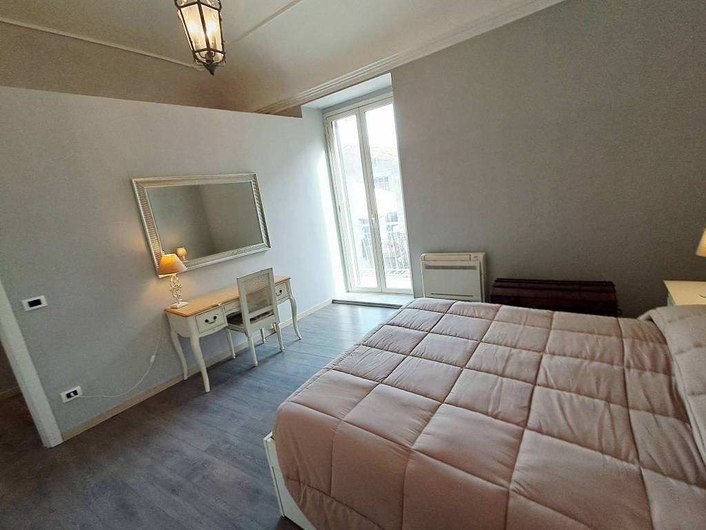 appartamento in affitto a Siracusa in zona Isola Ortigia