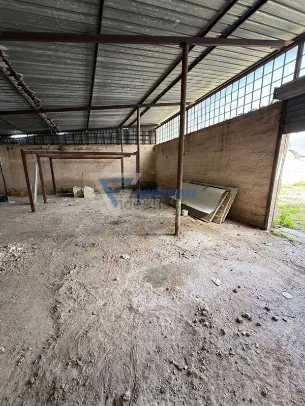 locale commerciale in affitto a Siracusa in zona Epipoli