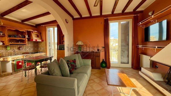 appartamento in affitto a Siracusa in zona Isola Ortigia