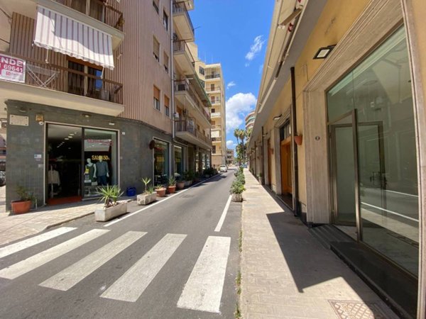 negozio in affitto a Siracusa in zona Centro Città