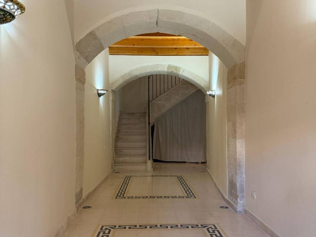 appartamento in affitto a Siracusa in zona Isola Ortigia