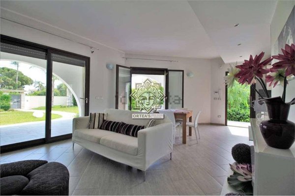 casa indipendente in affitto a Siracusa in zona Arenella
