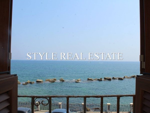 appartamento in affitto a Siracusa in zona Isola Ortigia