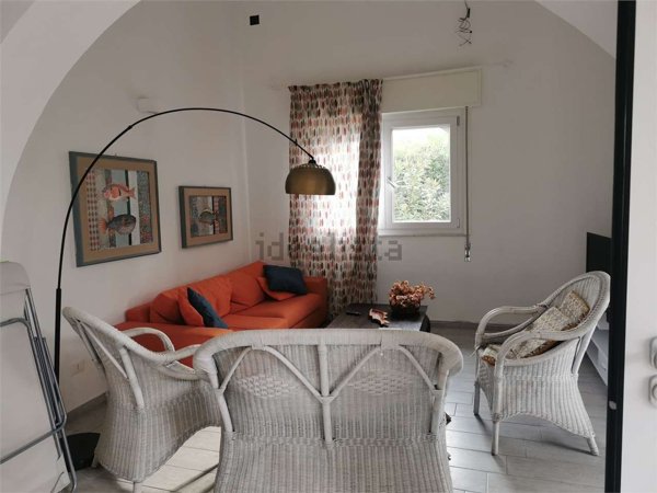 appartamento in affitto a Siracusa in zona Fontane Bianche