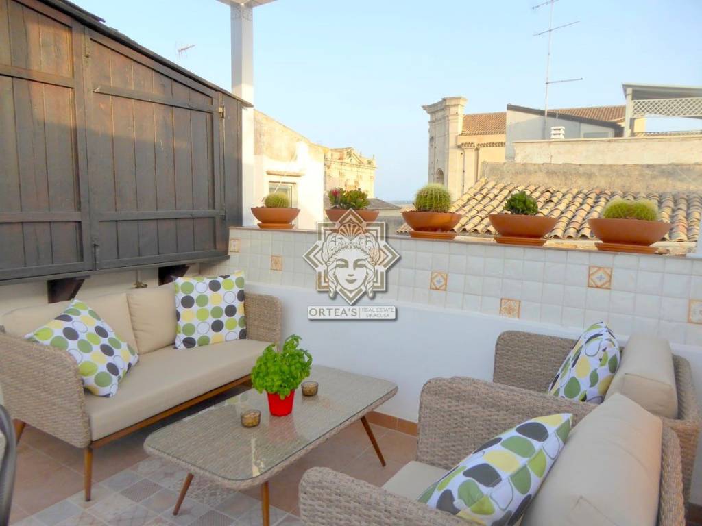 appartamento in affitto a Siracusa in zona Isola Ortigia