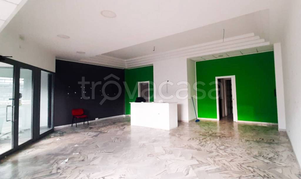 negozio in affitto a Siracusa in zona Scala Greca