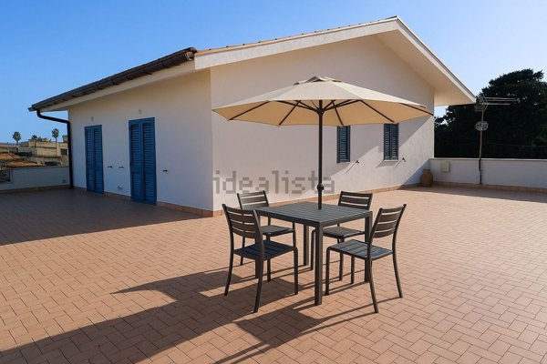 appartamento in affitto a Siracusa in zona Isola / Plemmirio