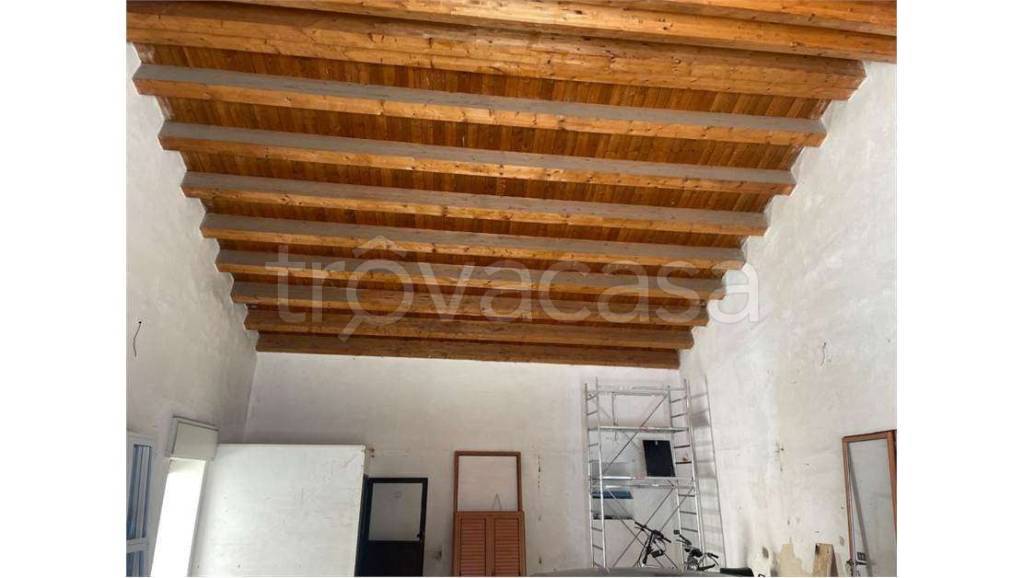 locale commerciale in affitto a Siracusa