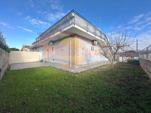 appartamento in affitto a Siracusa in zona Isola / Plemmirio